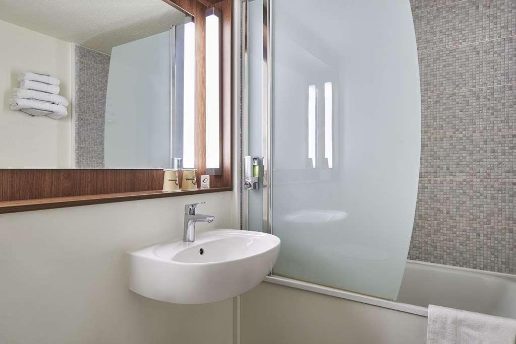 The Originals City Hotel La Verriere-Yvelines Kamer foto