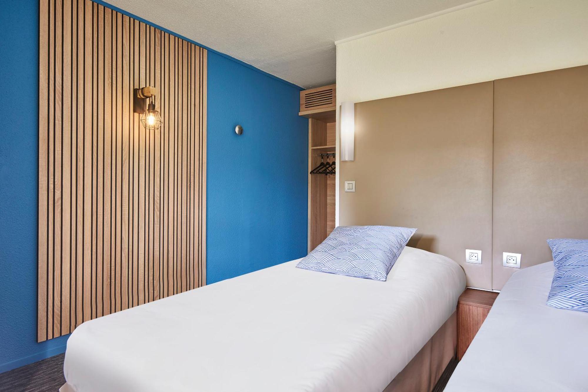 The Originals City Hotel La Verriere-Yvelines Buitenkant foto