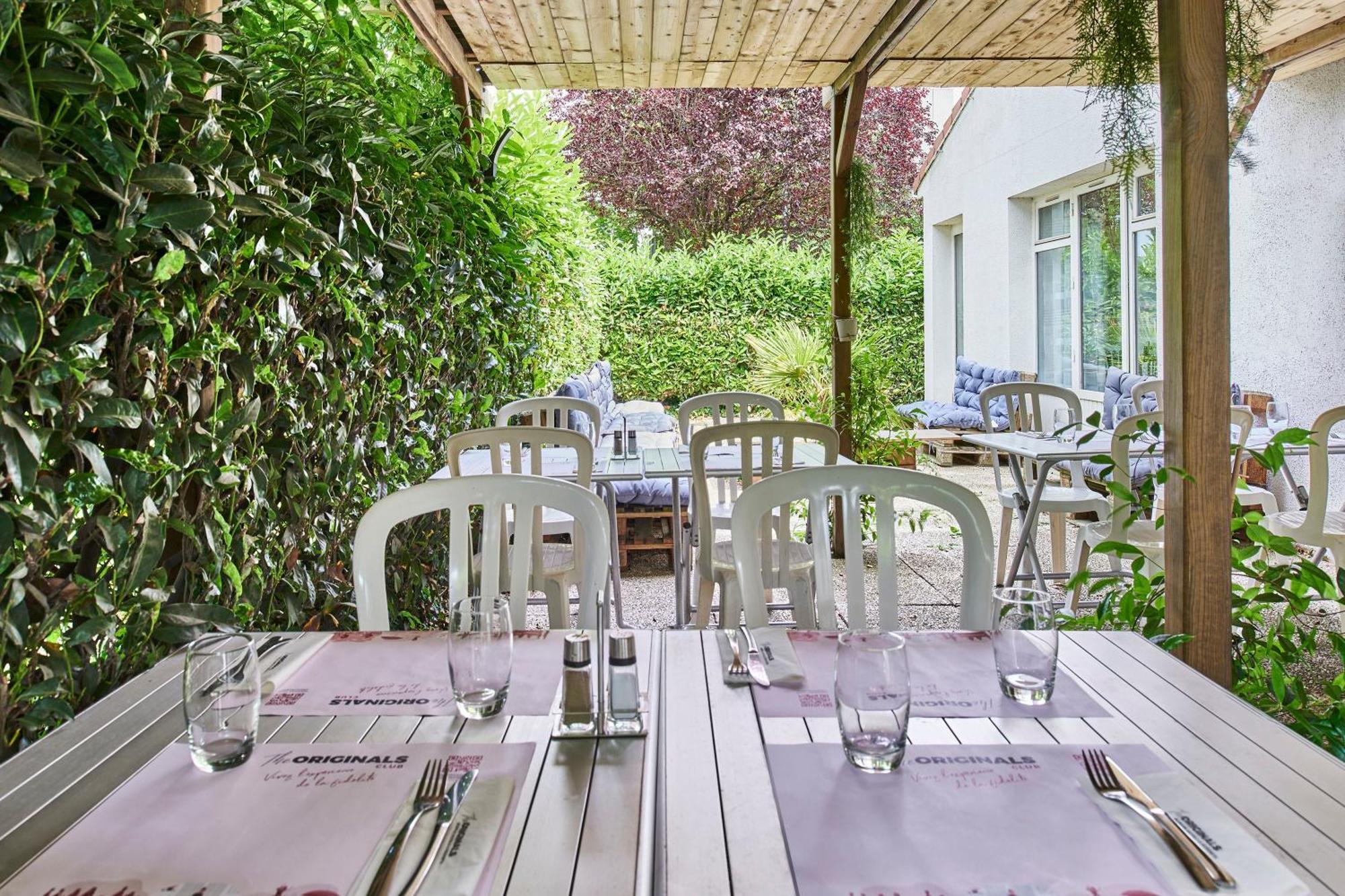 The Originals City Hotel La Verriere-Yvelines Buitenkant foto